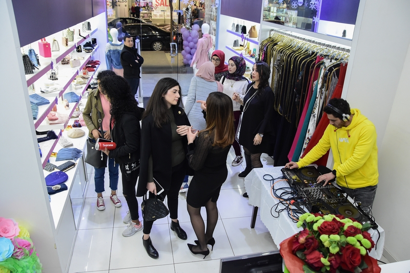 Rue 22 celebrates it's 5th Year Anniversary with a Fashion Show